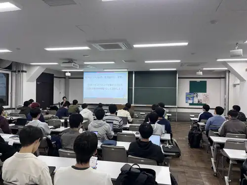 講義中の教室